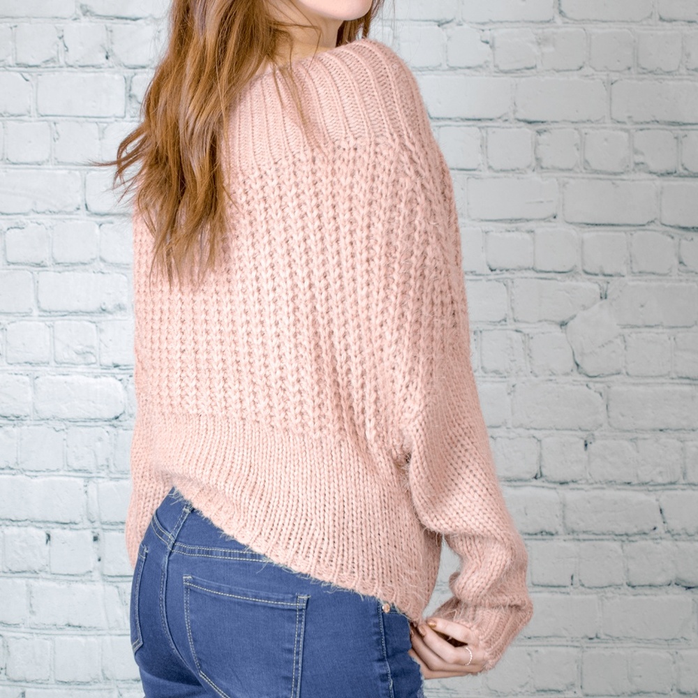 Last One❗️Dusty Pink Knit Sweater - Picture 2 of 5